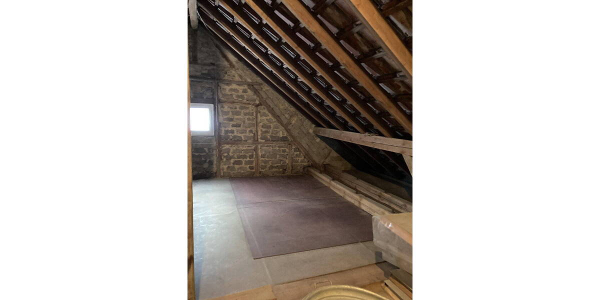 Mehrfamilienhaus, Wohnhaus Erkenbrechtsweiler - 7 Zimmer, 195 m&sup2;, 447.000&euro; | Angebot:26034280