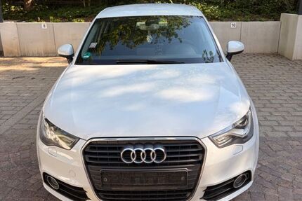 Audi A1 129.100 km 8.500 &euro; Stuttgart 70174