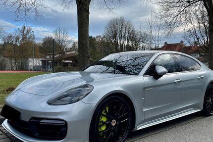 Porsche Panamera 57.500 km 94.100 &euro; Stuttgart 70176