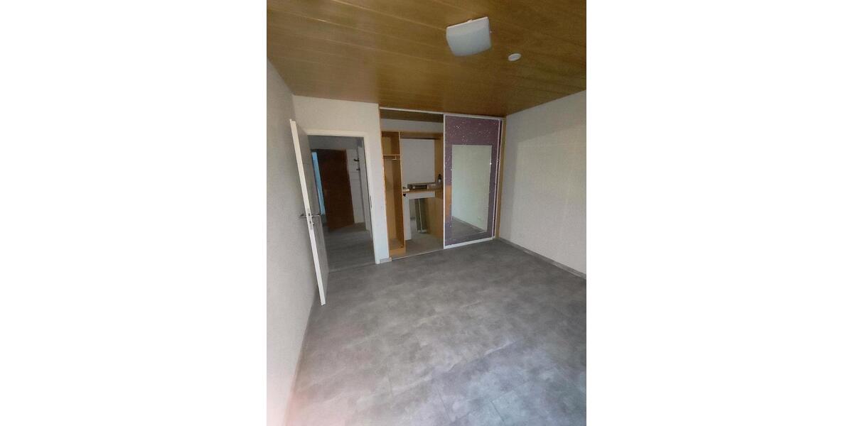Etagenwohnung Weil der Stadt - 3 Zimmer, 79 m&sup2;, 1.280&euro; | Angebot:26477332
