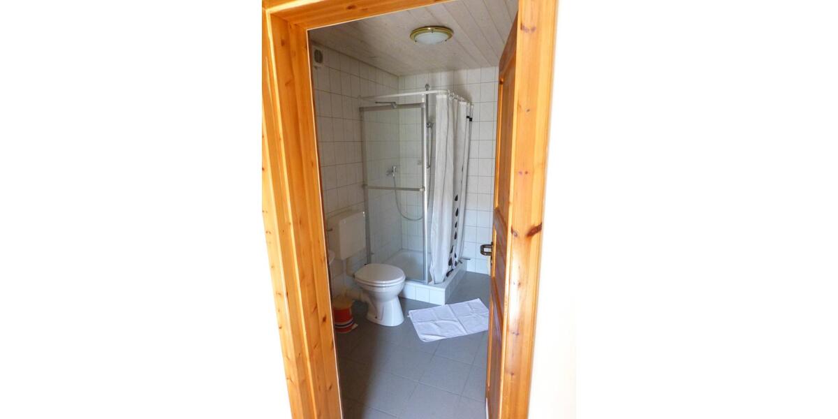 Erdgeschoßwohnung Rottenburg am Neckar - 1.5 Zimmer, 33 m&sup2;, 480&euro; | Angebot:25883034