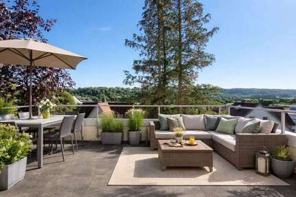 Haus Tübingen - 10 Zimmer, 231 m&sup2;, 1.098.000&euro; | Angebot:26521098