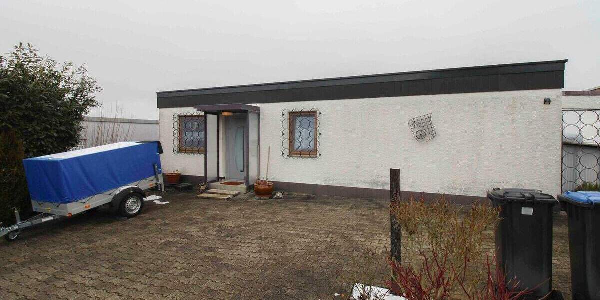 Einfamilienhaus Bad Urach Sirchingen - 4 Zimmer, 104 m&sup2;, 295.000&euro; | Angebot:25777234