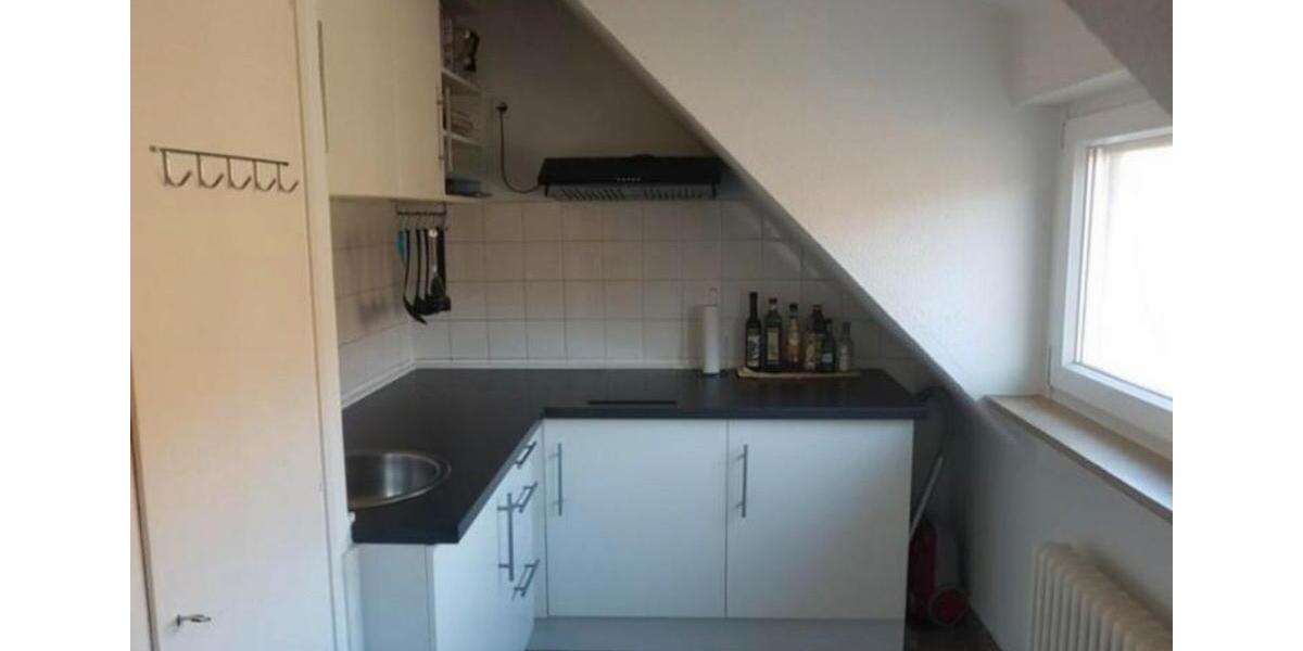 Dachgeschoßwohnung Stuttgart Lehen - 3 Zimmer, 60 m&sup2;, 950&euro; | Angebot:26419055
