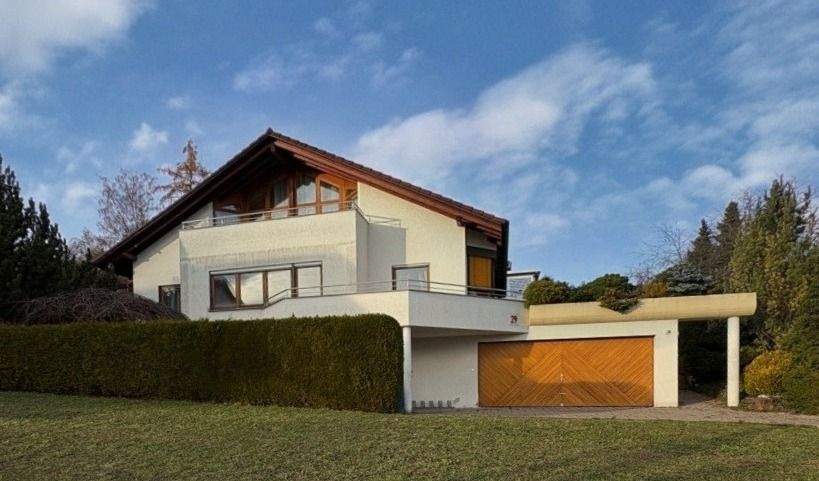 Einfamilienhaus Herrenberg - 8 Zimmer, 216 m&sup2;, 985.000&euro; | Angebot:25748797