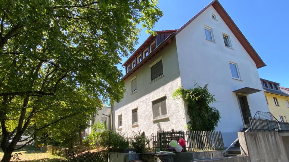 Dachgeschoßwohnung Stuttgart Stuttgart-West - 3.5 Zimmer, 65 m&sup2;, 249.000&euro; | Angebot:27163089