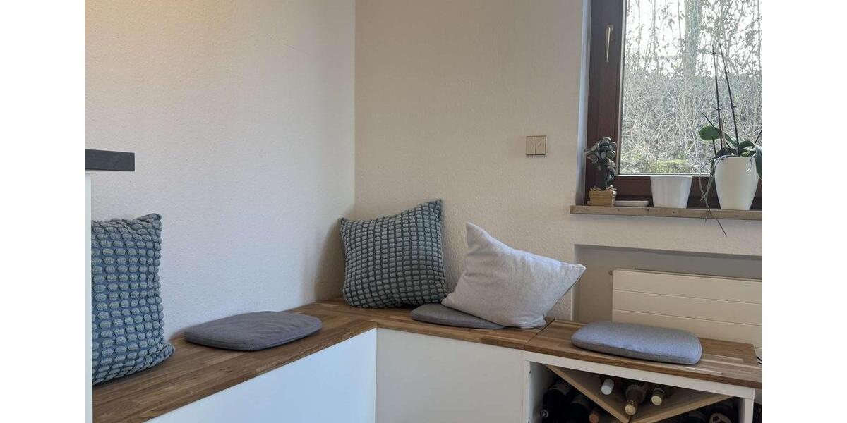 Etagenwohnung Böblingen - 3 Zimmer, 109 m&sup2;, 1.350&euro; | Angebot:24849970