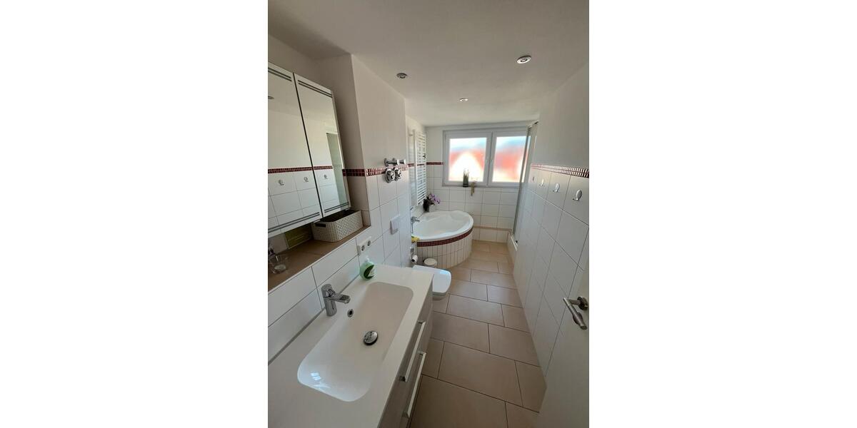 Maisonettenwohnung Neuhausen auf den Fildern - 4.5 Zimmer, 94 m&sup2;, 465.000&euro; | Angebot:25991042