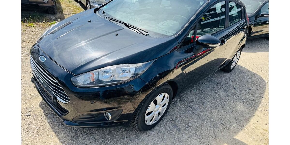 Ford Fiesta 152.300 km 3.999 &euro; Filderstadt 70794