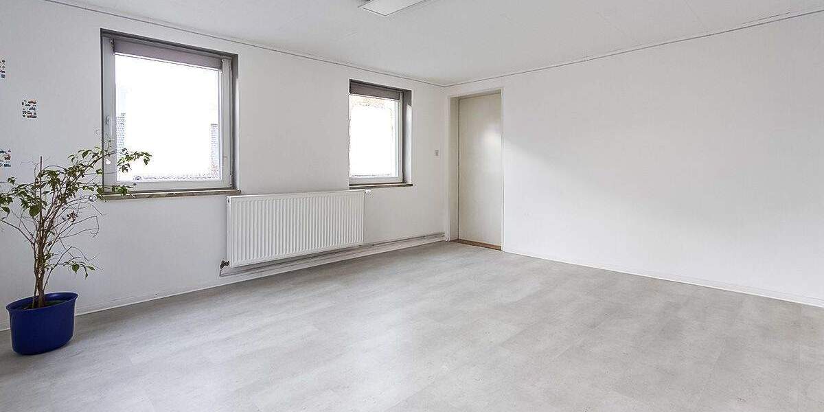 Mehrfamilienhaus, Wohnhaus Burladingen-Stetten unter Holstein Stetten - 6 Zimmer, 165 m&sup2;, 259.000&euro; | Angebot:25681857