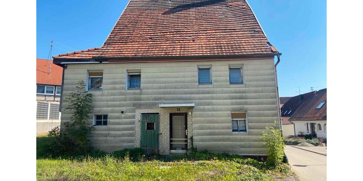 Einfamilienhaus Haigerloch - 9 Zimmer, 270 m&sup2;, 123.456&euro; | Angebot:25612396