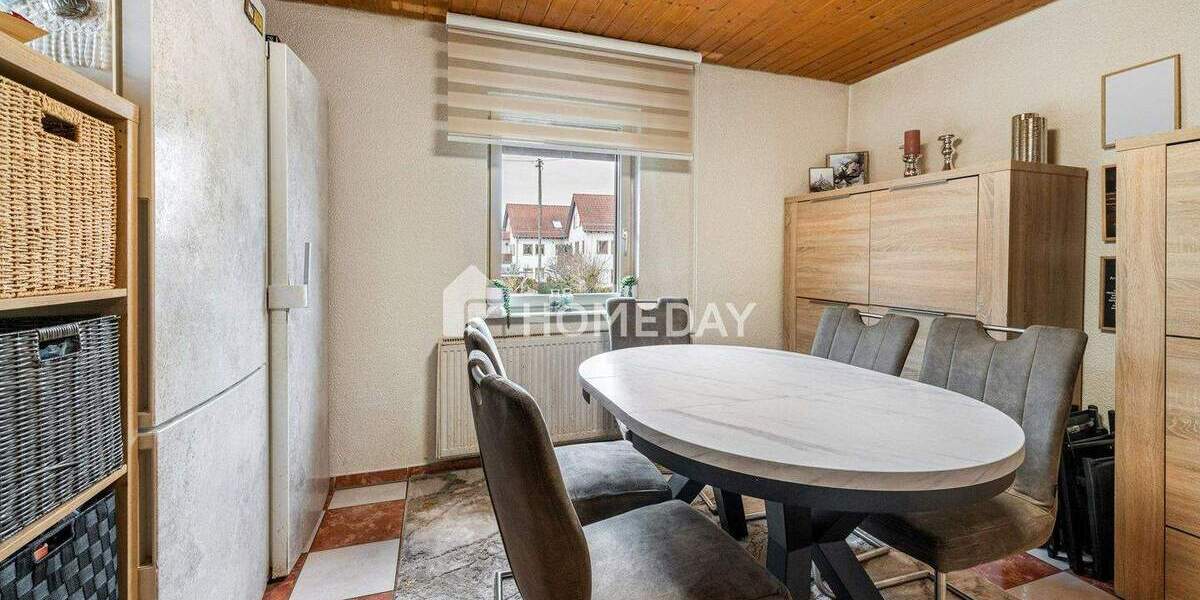 Mehrfamilienhaus, Wohnhaus Köngen - 6 Zimmer, 106 m&sup2;, 415.000&euro; | Angebot:25702482