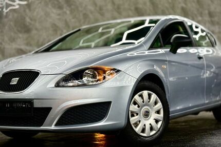 Seat Leon 80.000 km 5.399 &euro; Reutlingen 72762