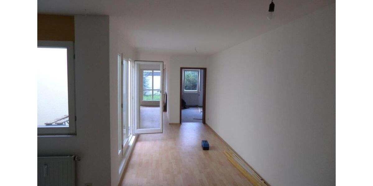 Erdgeschoßwohnung Herrenberg - 2.5 Zimmer, 71 m&sup2;, 990&euro; | Angebot:26019807