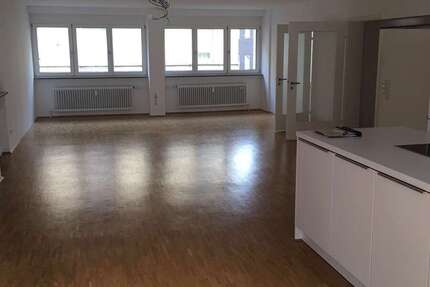 Wohnung Stuttgart Lehen - 2 Zimmer, 105 m&sup2;, 1.420&euro; | Angebot:25990688