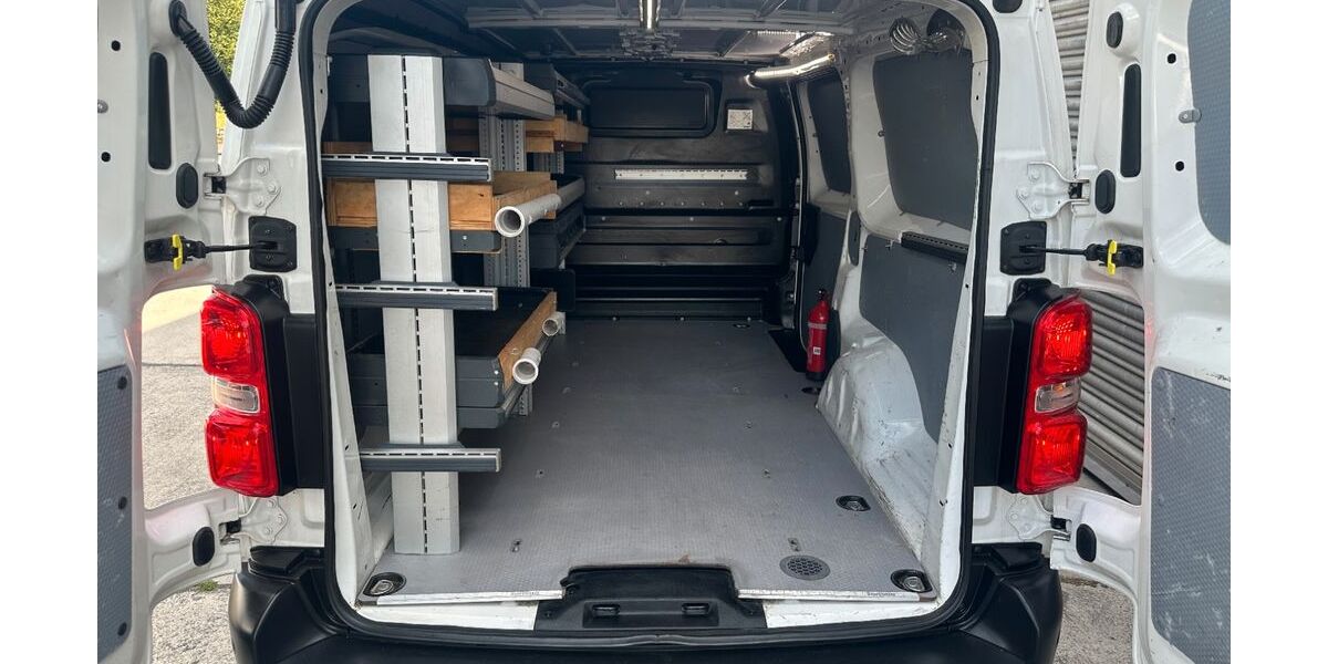 Opel Vivaro 103.639 km 13.990 &euro; Sindelfingen 71065