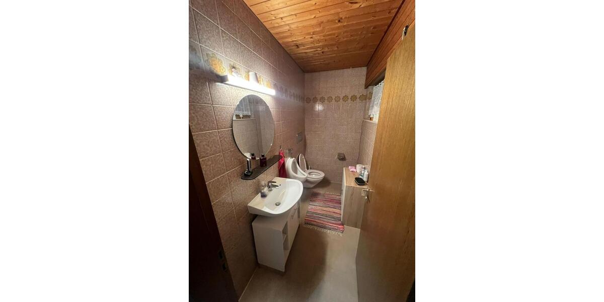 Doppelhaushälfte Nürtingen - 6 Zimmer, 160 m&sup2;, 550.000&euro; | Angebot:25551769