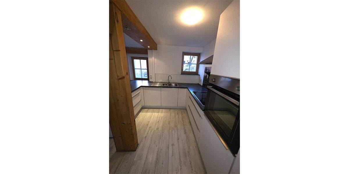 Modernisiertes Fachwerkhaus mit charmanter Holzfassade im Herzen von Grafenau - Einfamilienhaus Grafenau Döffingen | Angebot:25807618