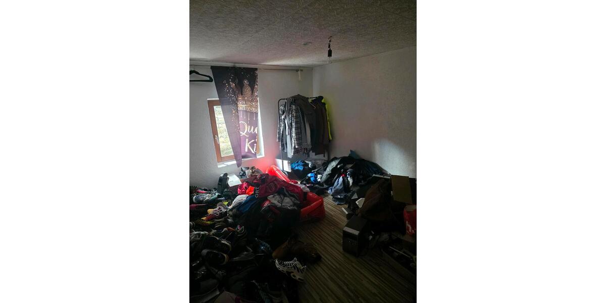 Etagenwohnung Rottenburg am Neckar - 4 Zimmer, 120 m&sup2;, 850&euro; | Angebot:25905671