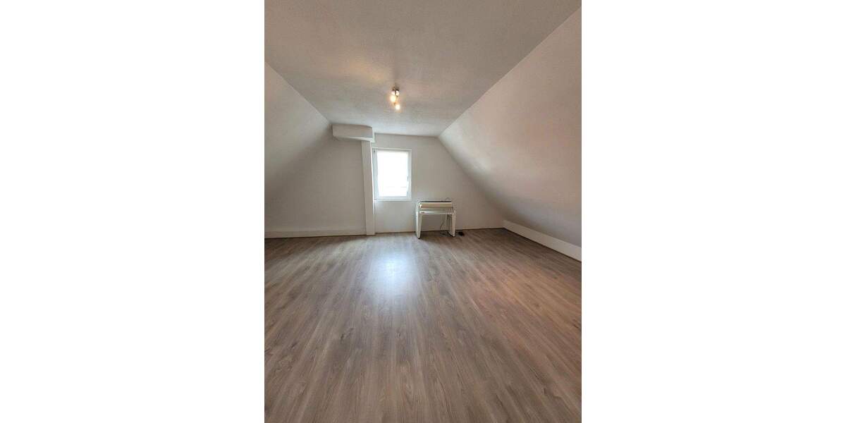 Mehrfamilienhaus, Wohnhaus Ostfildern Scharnhausen - 7 Zimmer, 258 m&sup2;, 990.000&euro; | Angebot:25724178