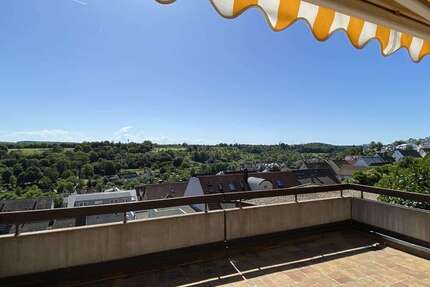 Haus Denkendorf - 9 Zimmer, 232 m&sup2;, 495.000&euro; | Angebot:26074066
