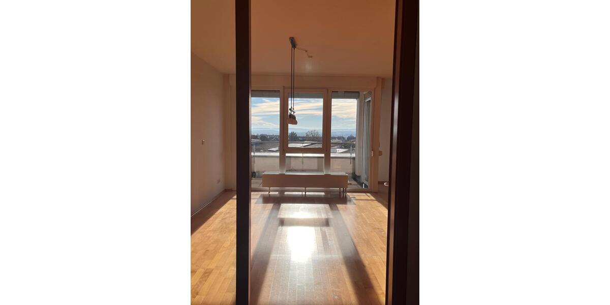 Etagenwohnung Herrenberg - 3.5 Zimmer, 104 m&sup2;, 1.390&euro; | Angebot:25270765