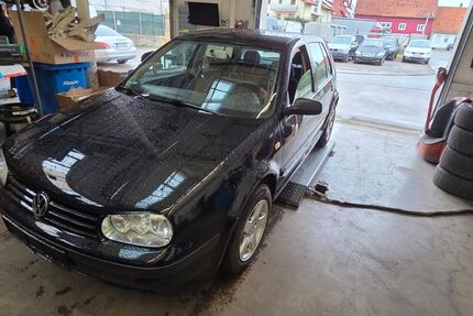 VW Golf 133.500 km 1.800 &euro; Hechingen 72379