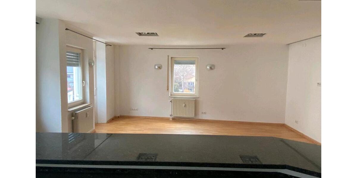 Etagenwohnung Lichtenstein - 4 Zimmer, 110 m&sup2;, 1.300&euro; | Angebot:24936967
