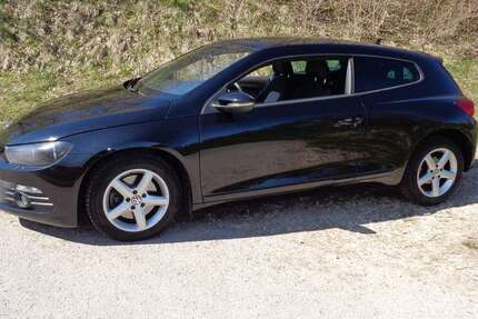 VW Scirocco 98.000 km 7.999 &euro; Reutlingen (Ohmenhausen)- Tel 01799296766 72770