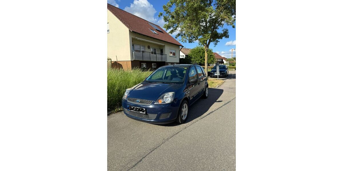 Ford Fiesta 123.000 km 1.750 &euro; Rottenburg am Neckar 72108
