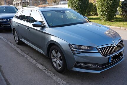 Skoda Superb 98.000 km 25.900 &euro; Sindelfingen 71069
