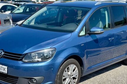 VW Touran 237.000 km 5.890 &euro; Pfullingen 72793