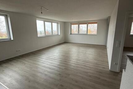 Wohnung Horb am Neckar - 4 Zimmer, 140 m&sup2;, 1.390&euro; | Angebot:24767538