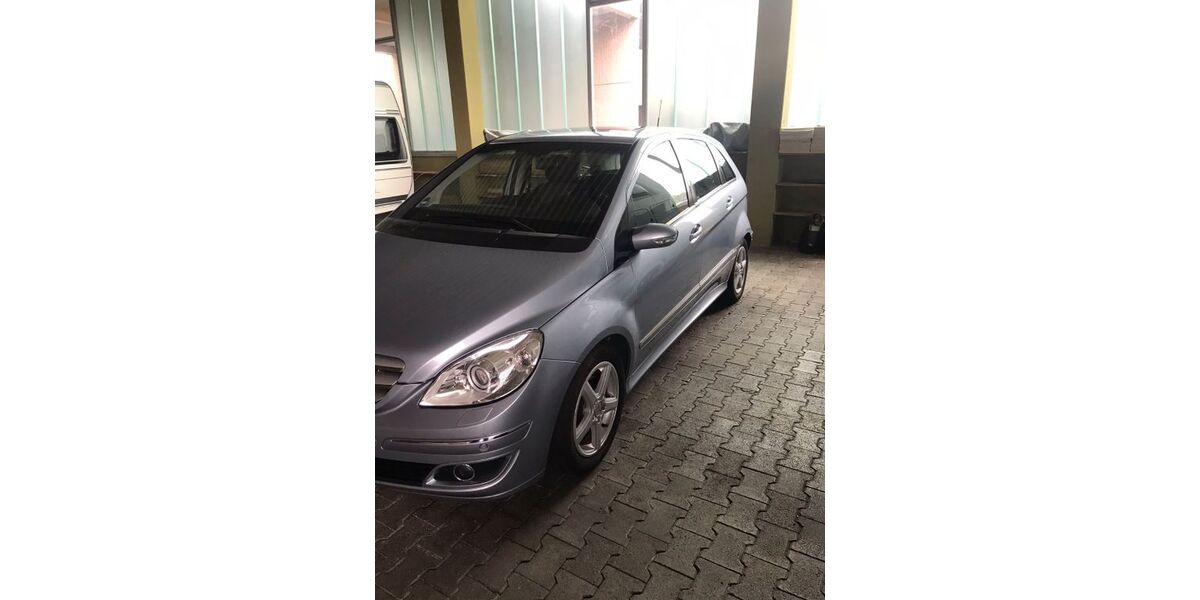Mercedes-Benz B 200 148.573 km 5.990 &euro; Riederich 72585