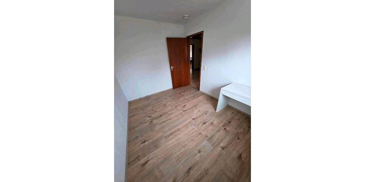 Hochparterre Jettingen - 3 Zimmer, 80 m&sup2;, 270.000&euro; | Angebot:25960897