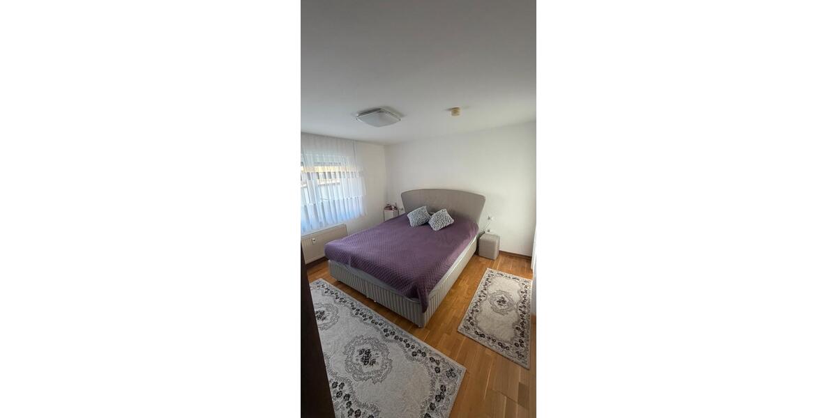 Terrassenwohnung Ehningen - 5 Zimmer, 95 m&sup2;, 1.300&euro; | Angebot:25860218