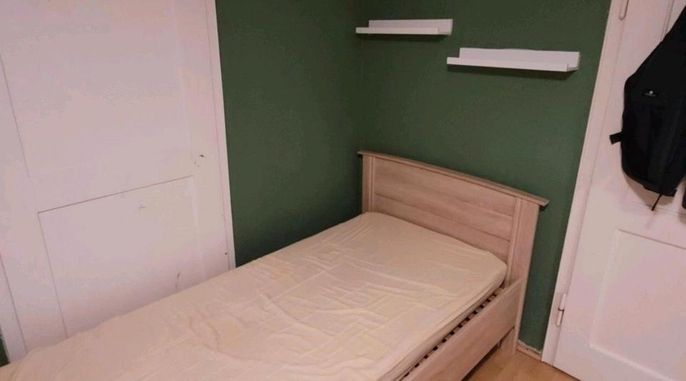 Dachgeschoßwohnung Reutlingen Reutlingen (Kernstadt) - 5 Zimmer, 65 m&sup2;, 223.000&euro; | Angebot:27198574