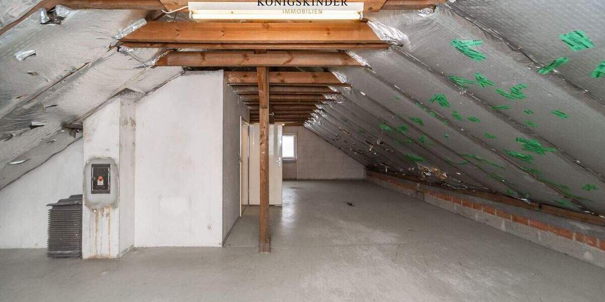 Mehrfamilienhaus, Wohnhaus Stuttgart Vaihingen Dürrlewang - 6 Zimmer, 149 m&sup2;, 830.000&euro; | Angebot:25680007