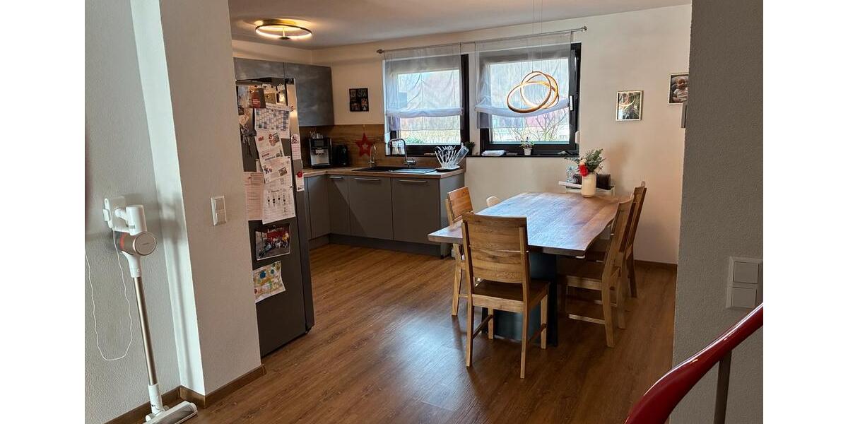 Reihenhaus Metzingen - 5 Zimmer, 122 m&sup2;, 497.000&euro; | Angebot:25858430