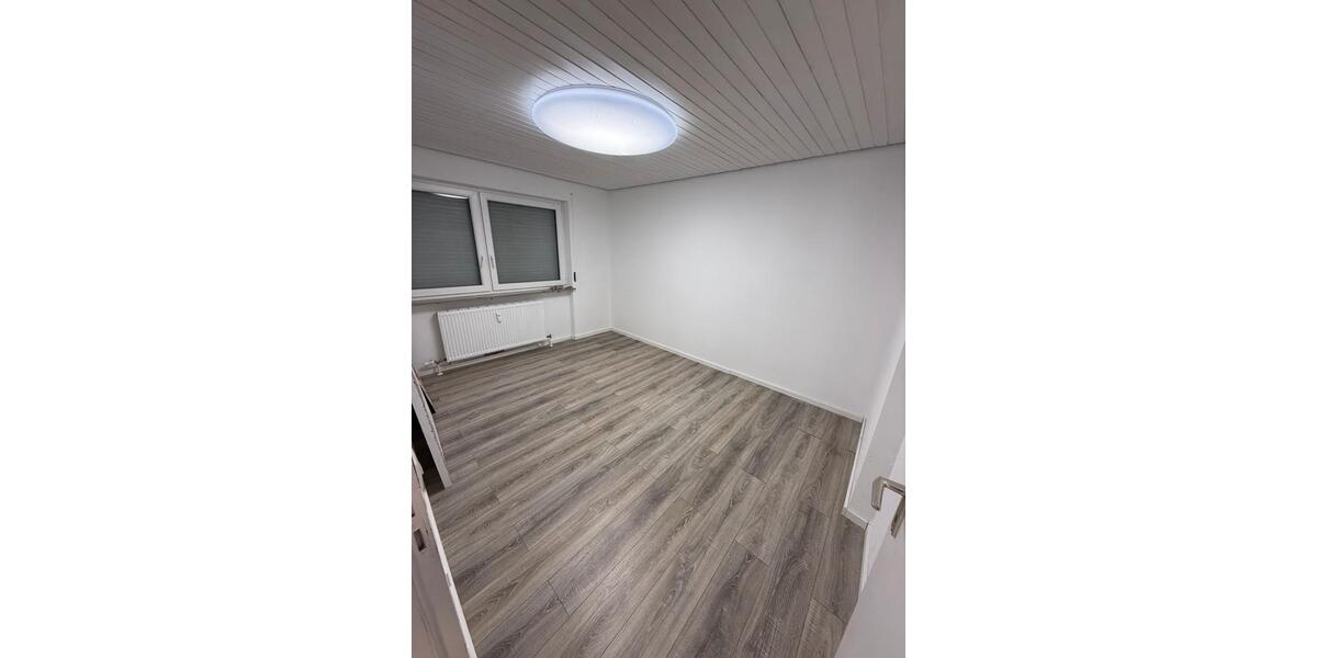 Etagenwohnung Neckartenzlingen - 2 Zimmer, 42 m&sup2;, 900&euro; | Angebot:26588272