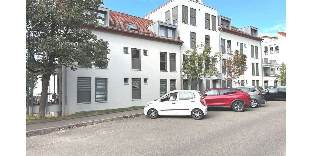 Etagenwohnung Sindelfingen - 2 Zimmer, 70 m&sup2;, 210.000&euro; | Angebot:27513320