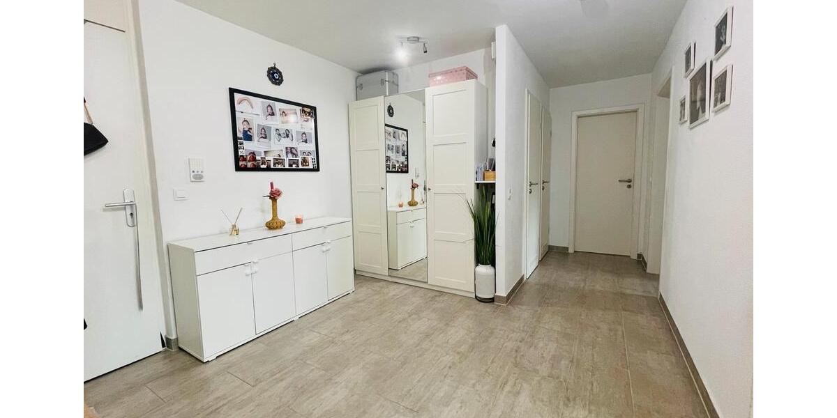 Etagenwohnung Sindelfingen Sindelfingen (Stadt) - 3 Zimmer, 83 m&sup2;, 1.700&euro; | Angebot:25321961