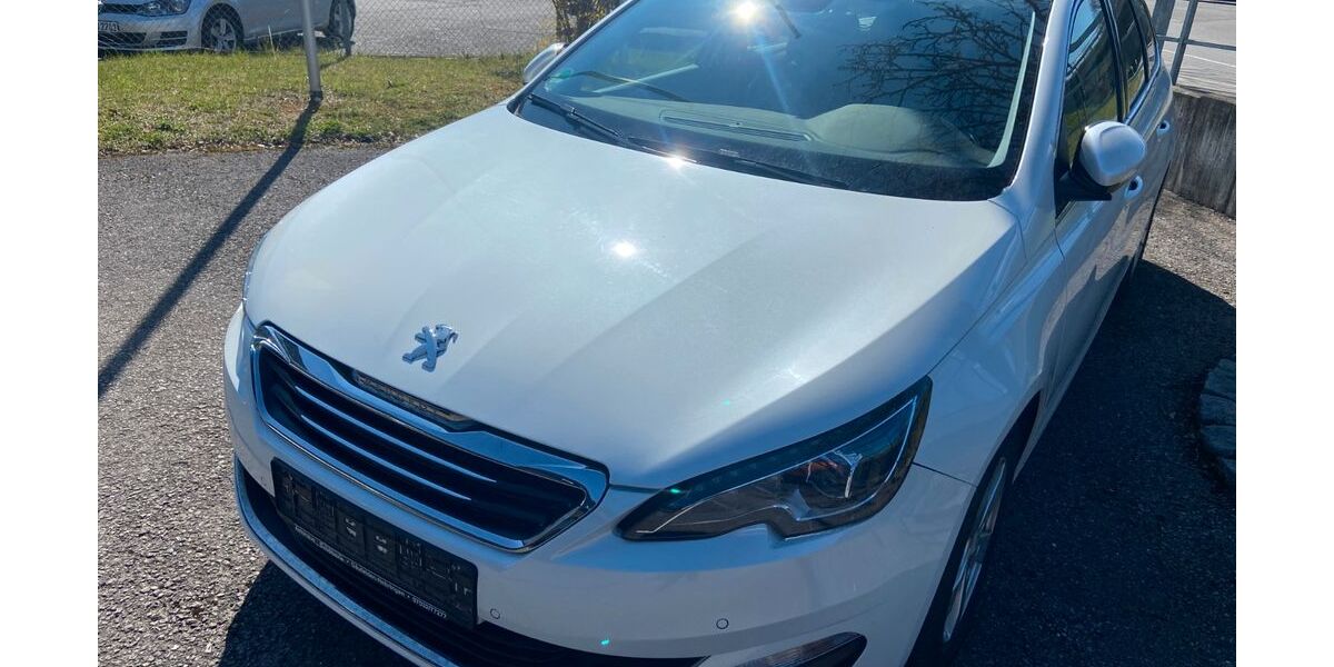 Peugeot 308 82.000 km 12.450 &euro; Gäufelden 71126