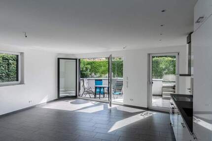 Wohnung Stuttgart West - 2 Zimmer, 70 m&sup2;, 530.000&euro; | Angebot:25721094