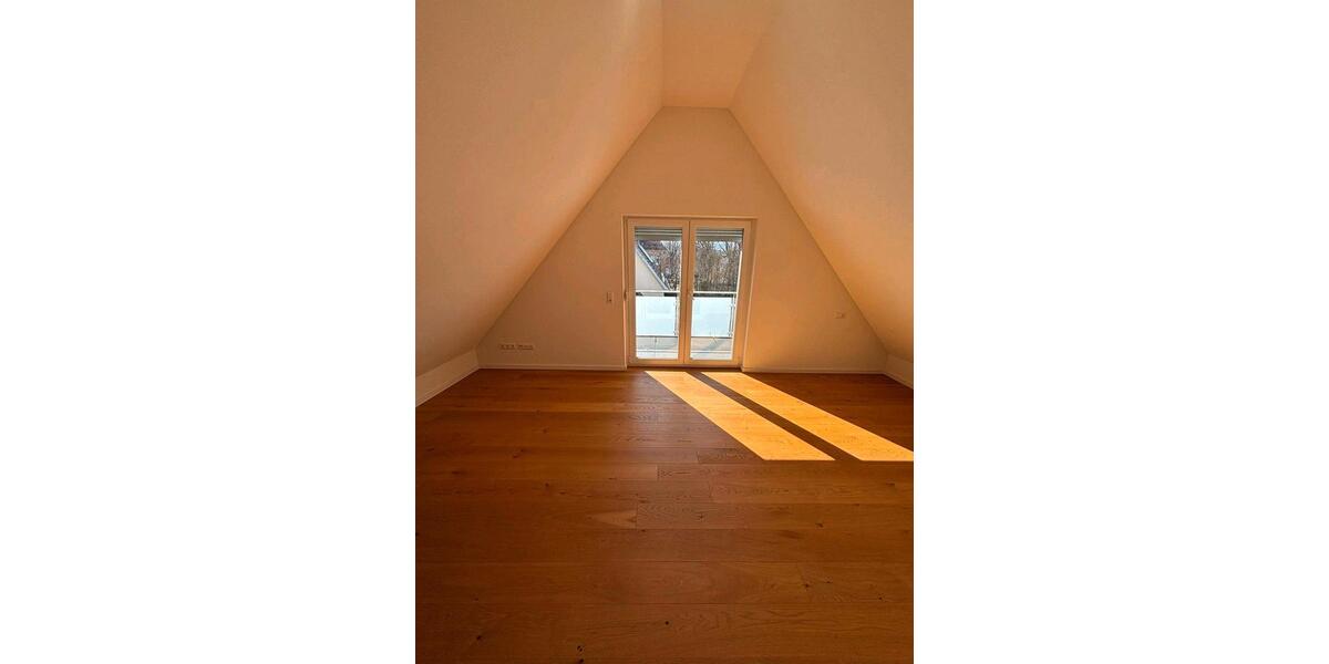 Doppelhaushälfte Reutlingen Reutlingen (Kernstadt) - 5 Zimmer, 160 m&sup2;, 2.200&euro; | Angebot:25976653