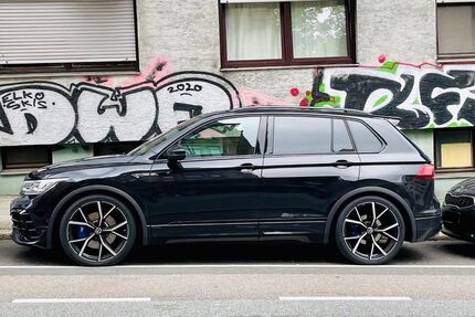 VW Tiguan 59.900 km 43.400 &euro; Stuttgart 70199