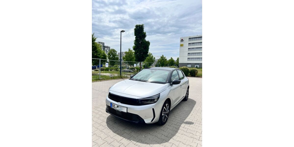 Opel Corsa 4.000 km 15.995 &euro; Böblingen 71032