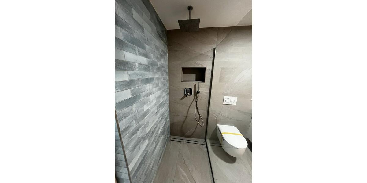 Dachgeschoßwohnung Nürtingen - 3 Zimmer, 100 m&sup2;, 1.480&euro; | Angebot:25867081