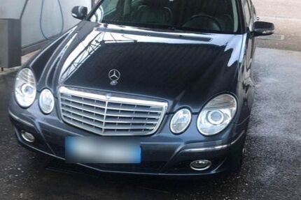 Mercedes-Benz E 200 359.000 km 4.300 &euro; Stuttgart 70329
