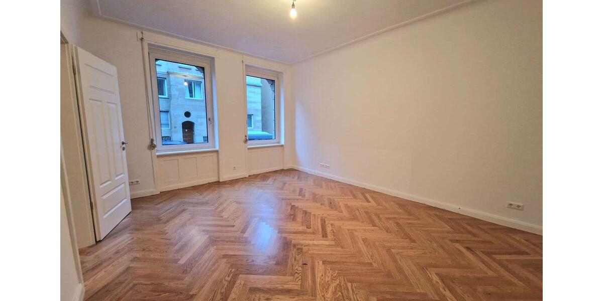 Erdgeschoßwohnung Stuttgart Stuttgart-West - 4 Zimmer, 105 m&sup2;, 2.215&euro; | Angebot:25081870